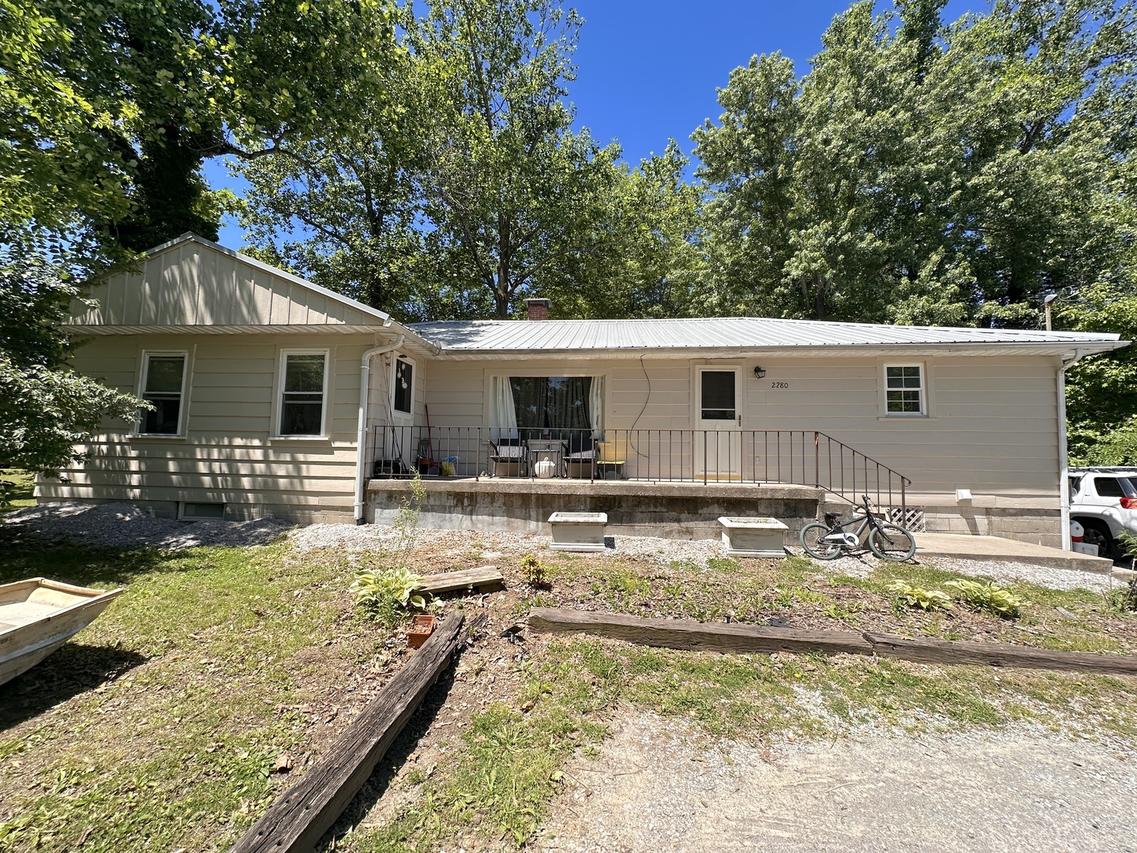 2280 S Illinois Ave., Carbondale, IL 62901
