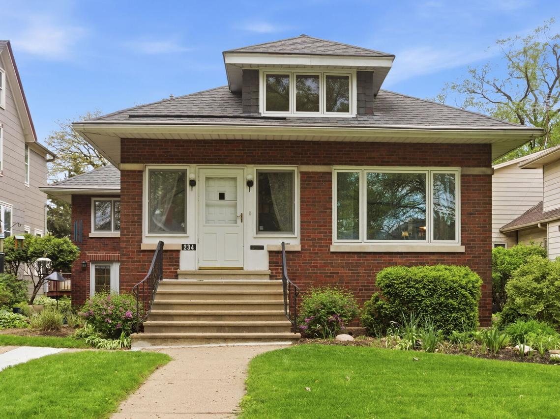 234 Franklin Ave., River Forest, IL 60305