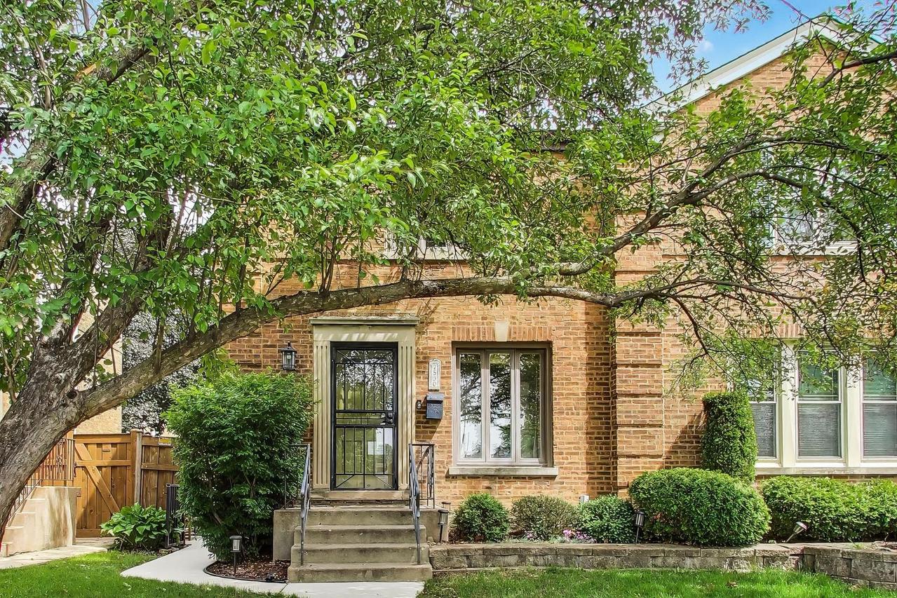 7530 W Devon Ave., Chicago, IL 60631