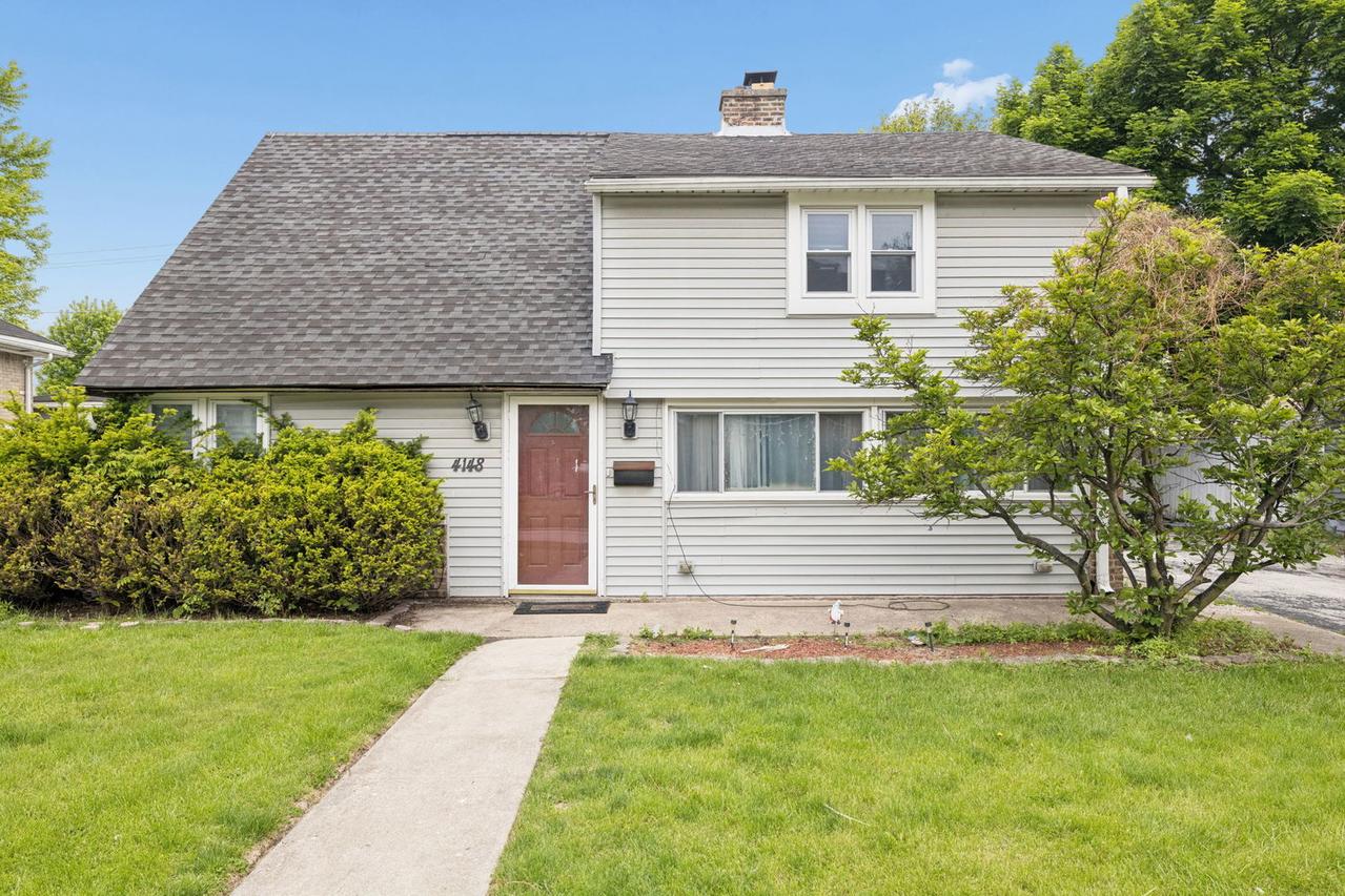 4148 Maple Ave., Lyons, IL 60534