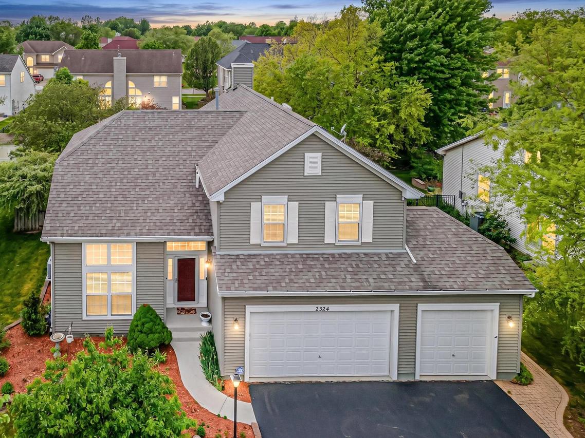 2324 Tracy Ln., Algonquin, IL 60102