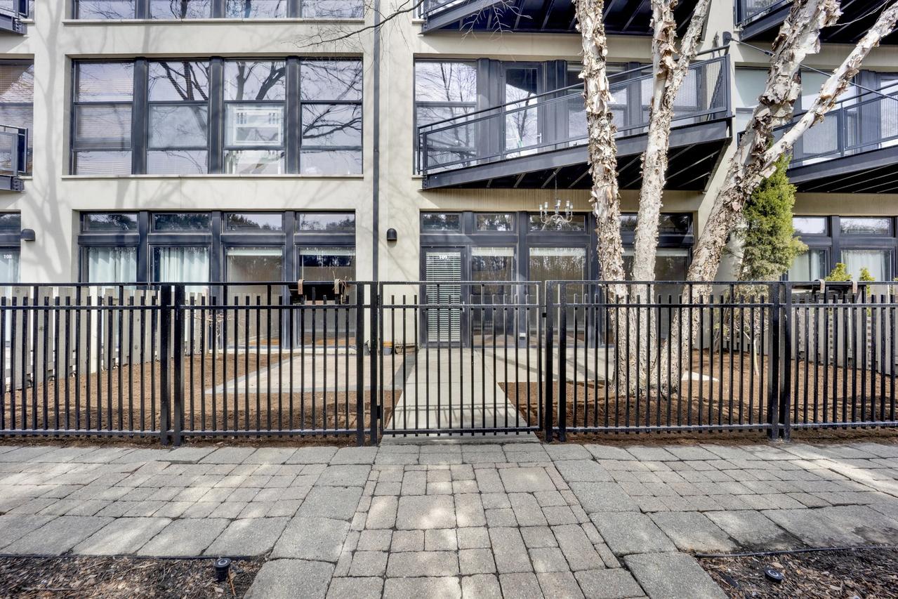 1071 W 15th St. #109, Chicago, IL 60608