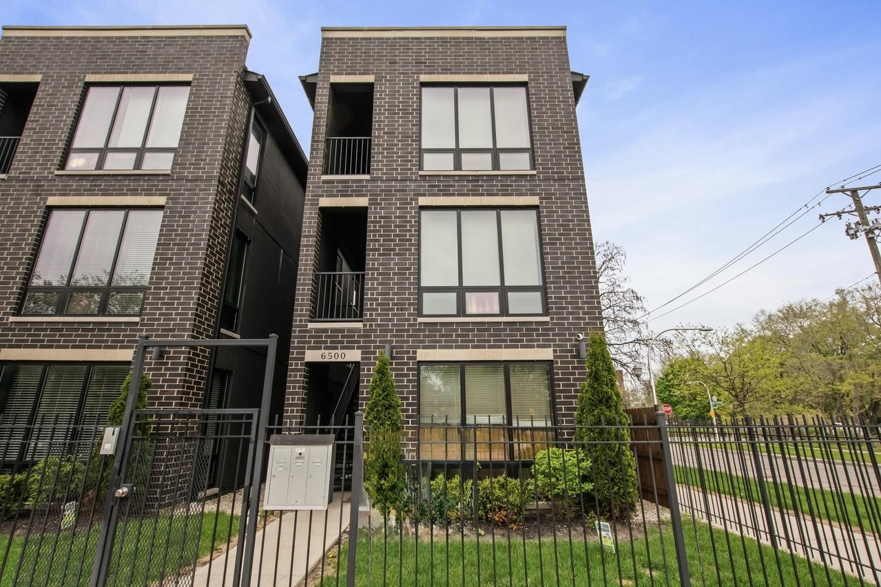 6500 S Ingleside Ave., Chicago, IL 60637