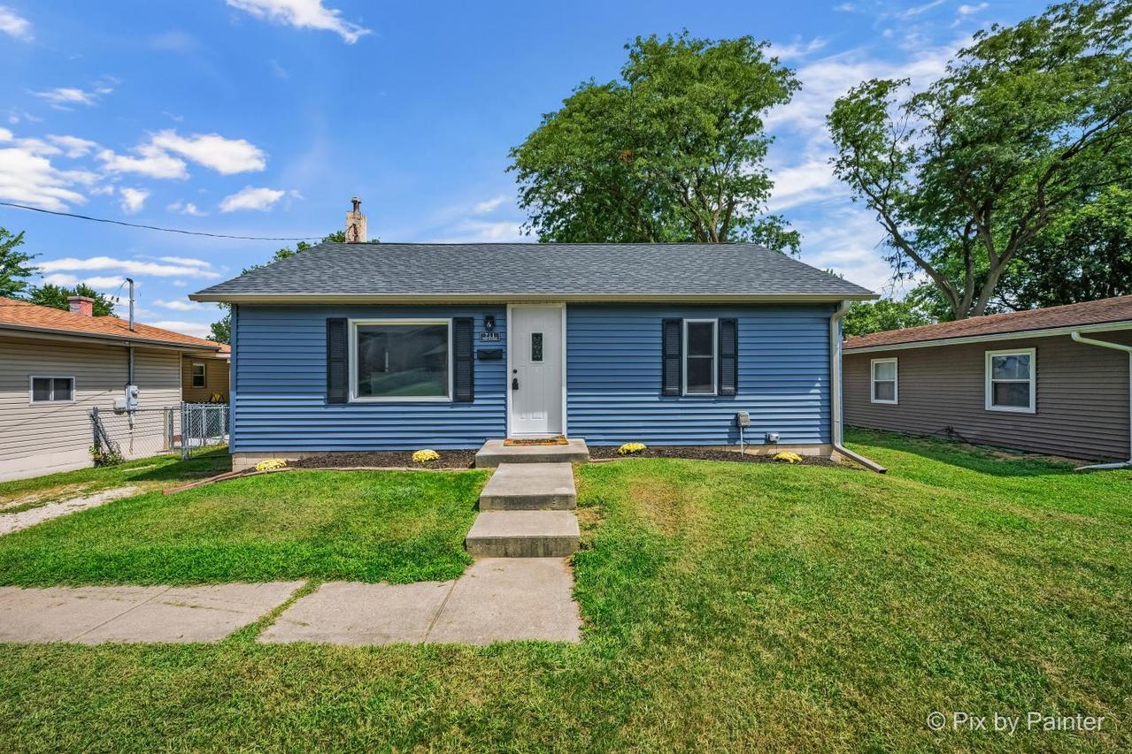 711 10th Ave., Rock Falls, IL 61071