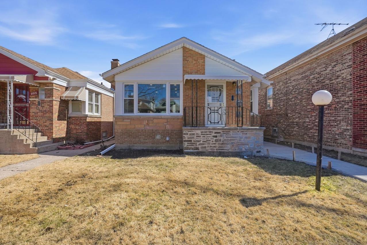 9919 S Peoria St., Chicago, IL 60643