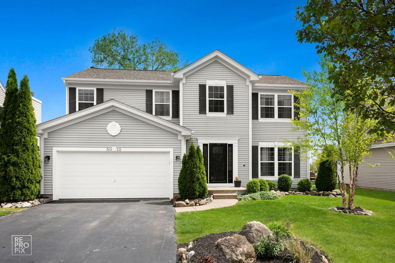 5010 Thistle Ln., Lake In The Hills, IL 60156