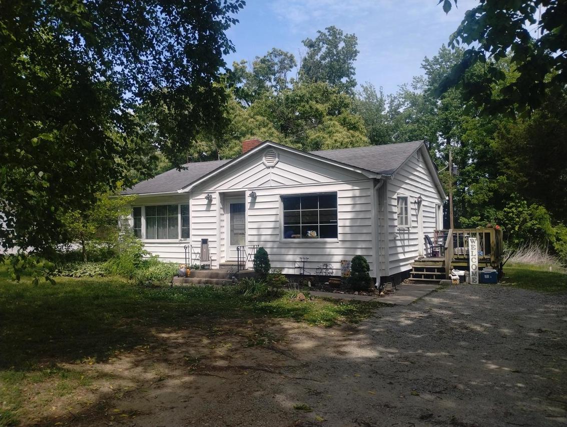 870 Old Highway 51 Hwy., Anna, IL 62906