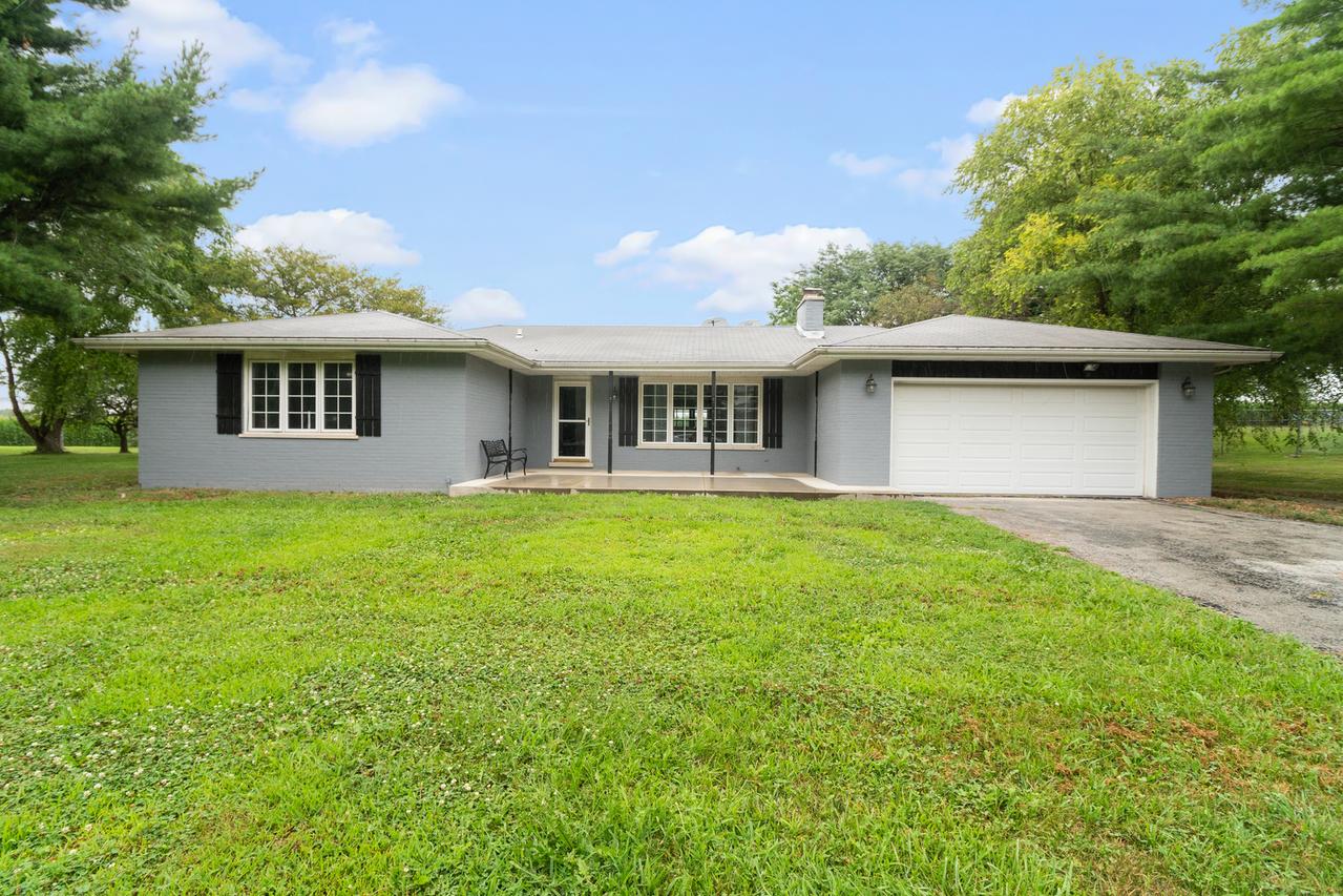 2900 E Spruce Dr., Crete, IL 60417