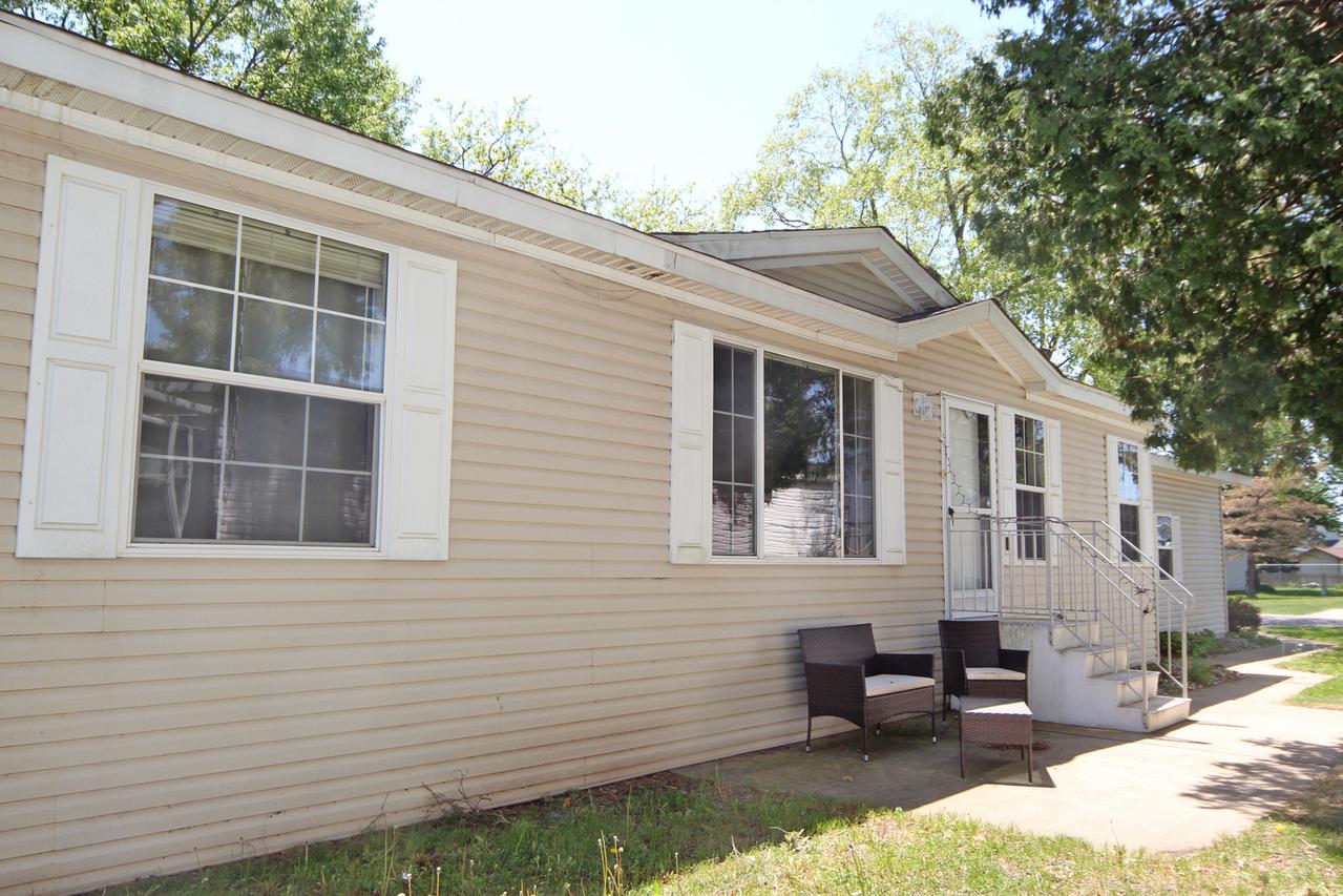 406 Spruce Dr., Belvidere, IL 61008