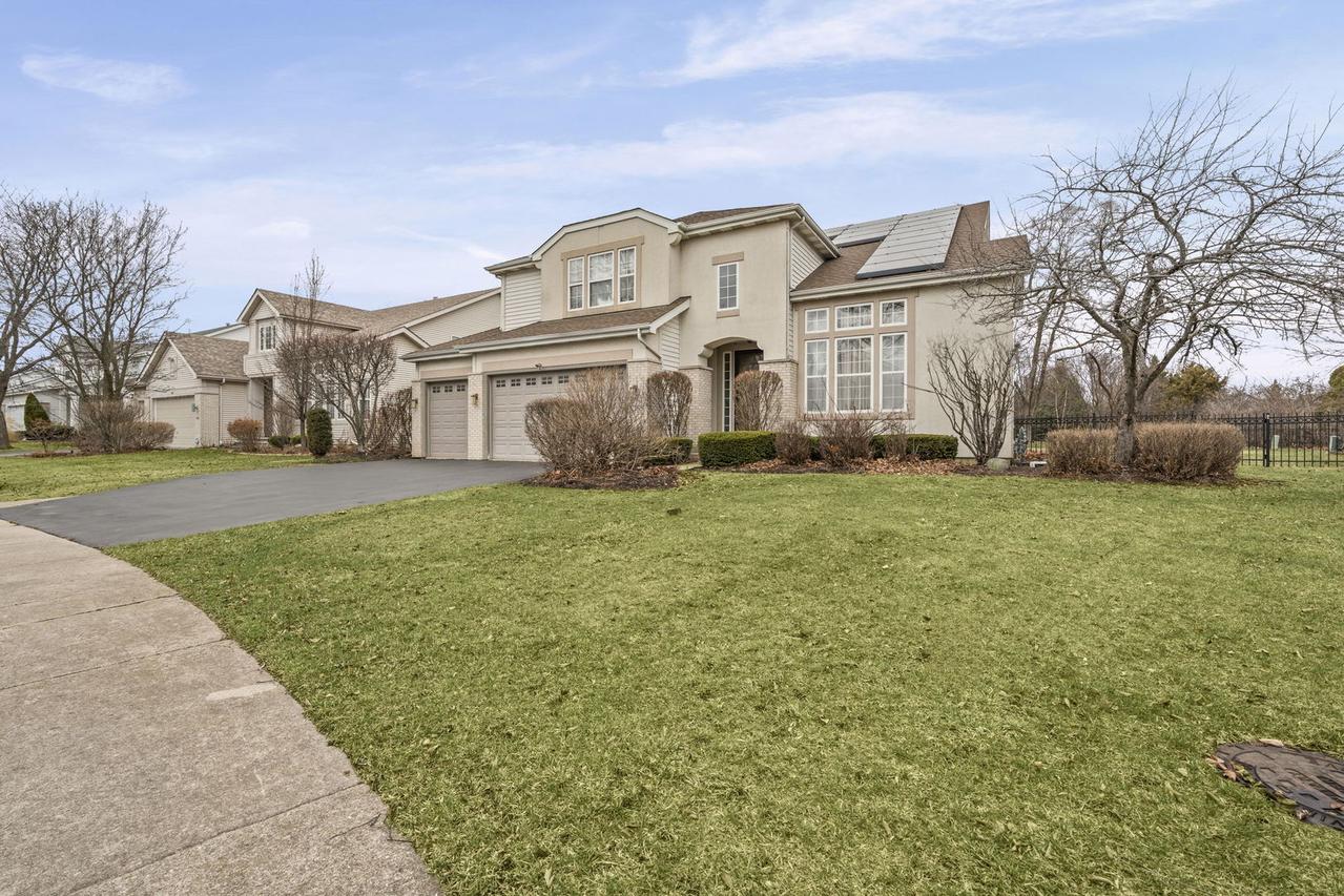 2188 Avalon Dr., Buffalo Grove, IL 60089