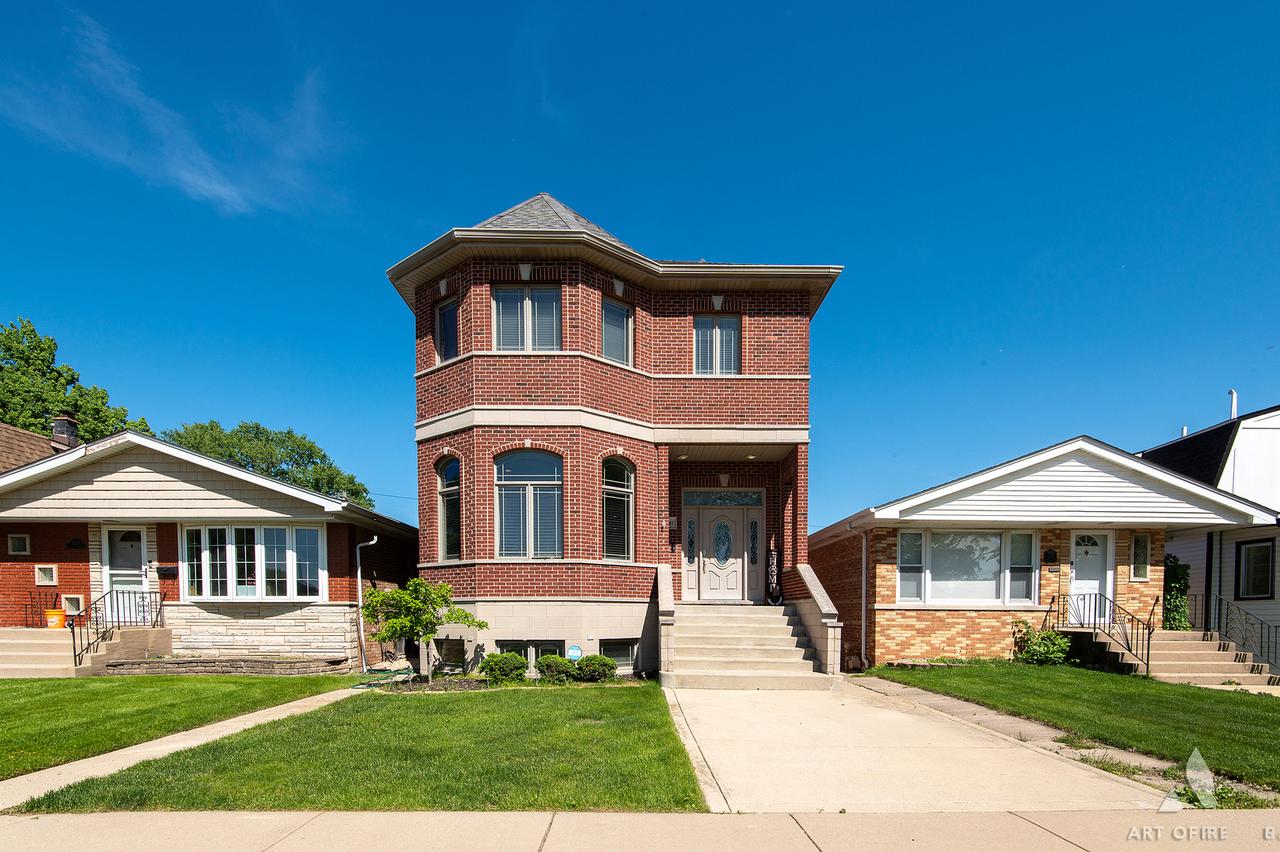 11241 S Central Park Ave., Chicago, IL 60655