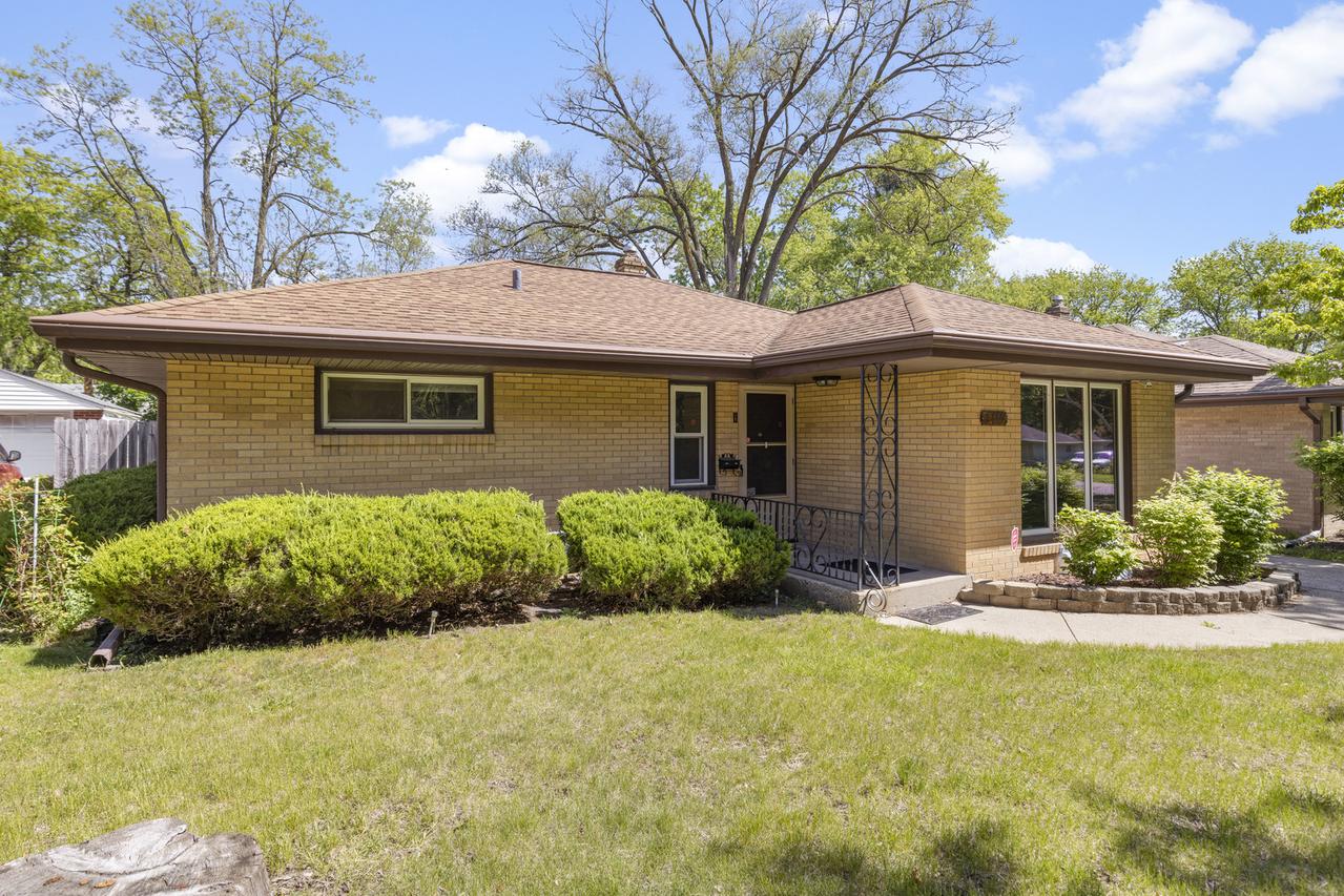 2119 Midway Dr., Rockford, IL 61103