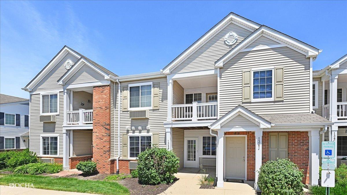 136 Bertram Dr. #B, Yorkville, IL 60560