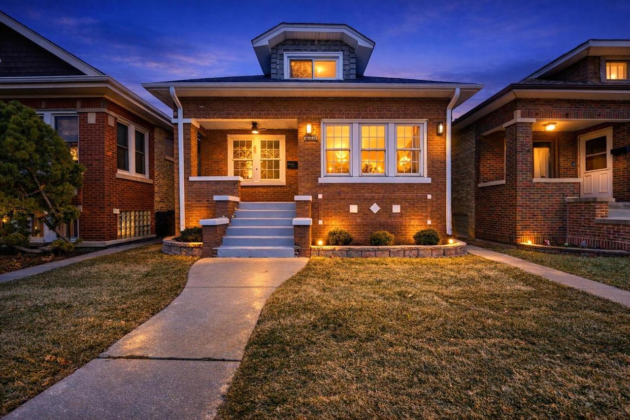 1445 East Ave., Berwyn, IL 60402