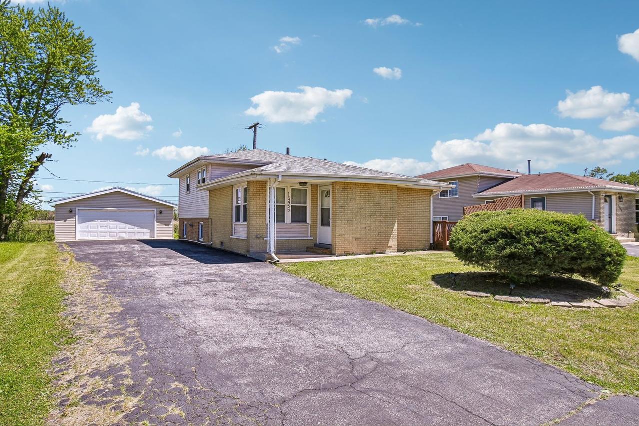15455 Millard Ave., Markham, IL 60428