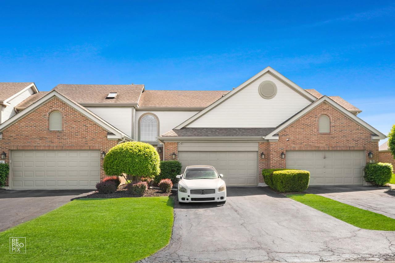 14 Corinth Ct., Tinley Park, IL 60477