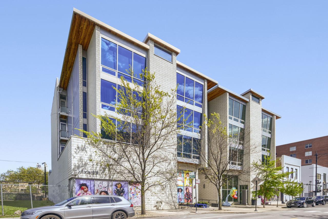 925 N Larrabee St. #2N, Chicago, IL 60610