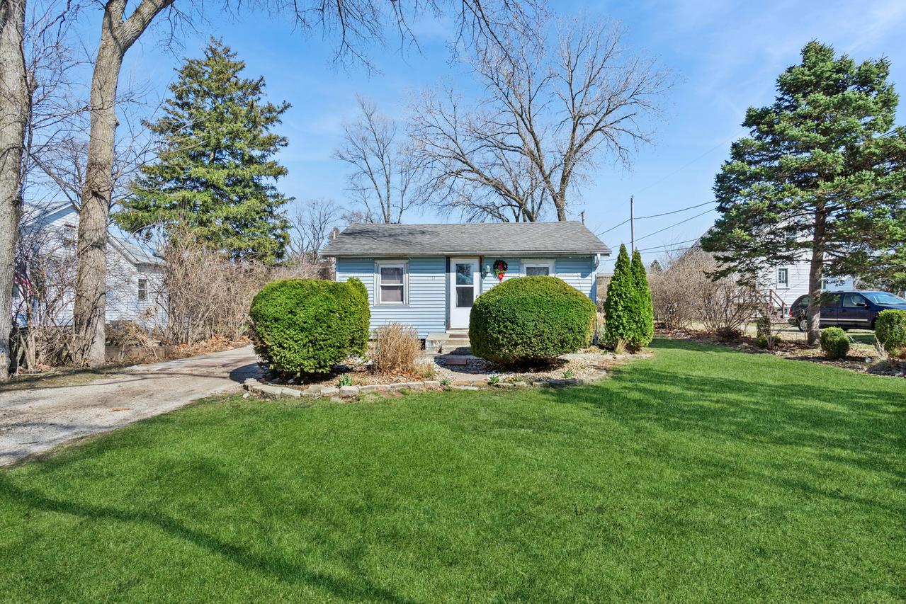 4511 Dorset Ave., Lisle, IL 60532