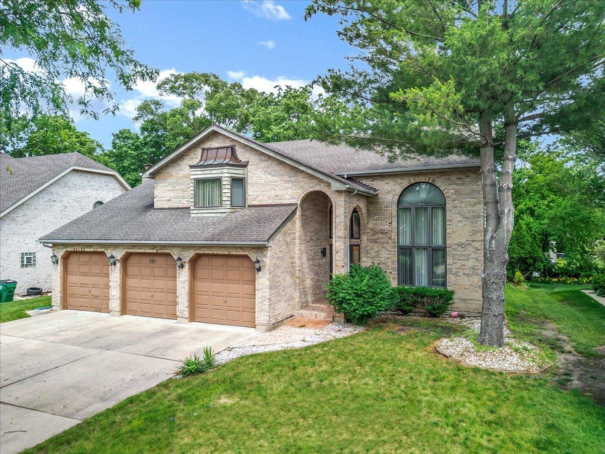 193 Rosedale Ct., Bloomingdale, IL 60108
