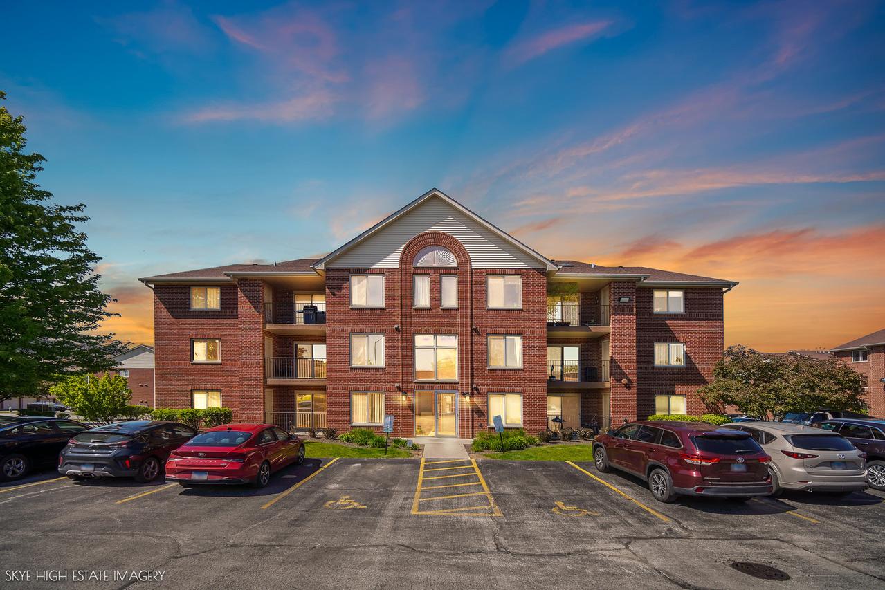 6975 Heritage Cir. #1A, Orland Park, IL 60462