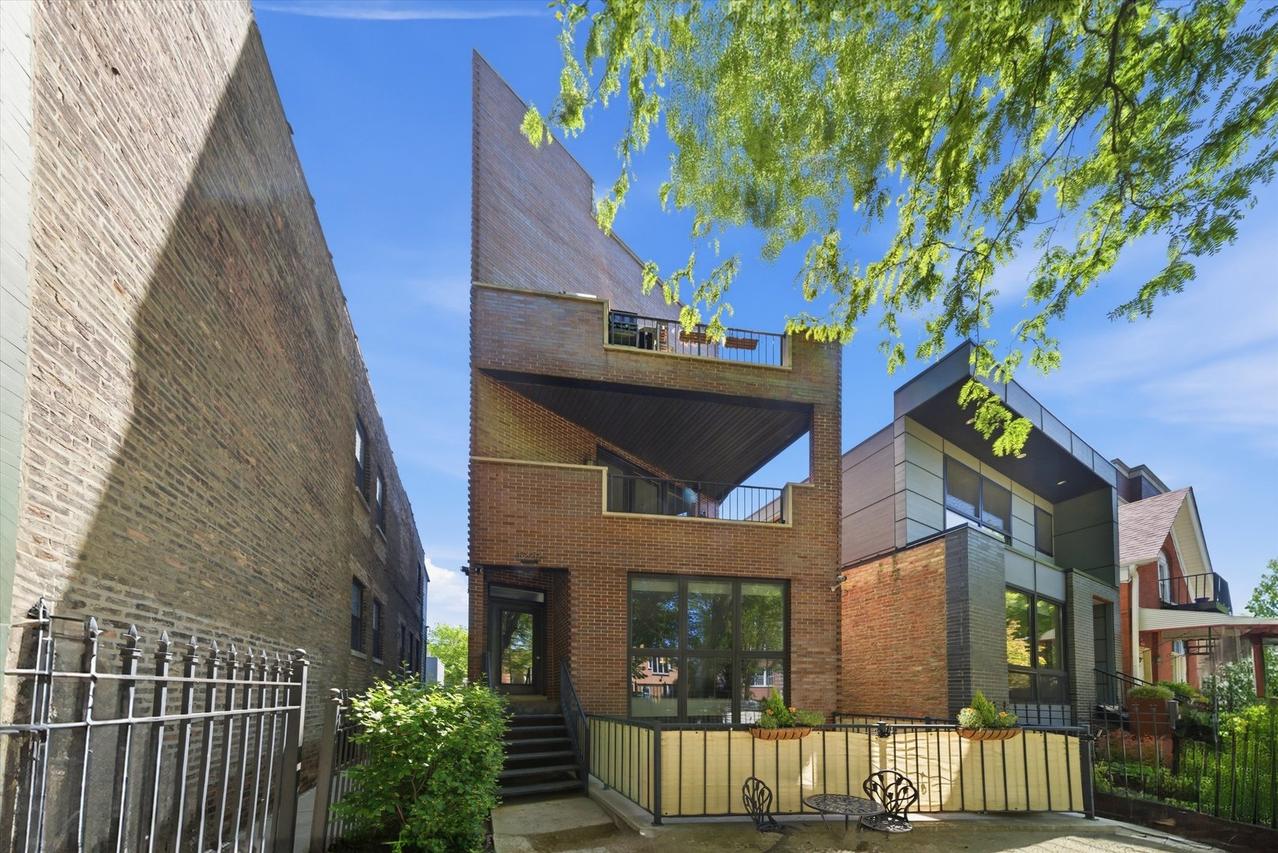 1229 N Campbell Ave. #2, Chicago, IL 60622