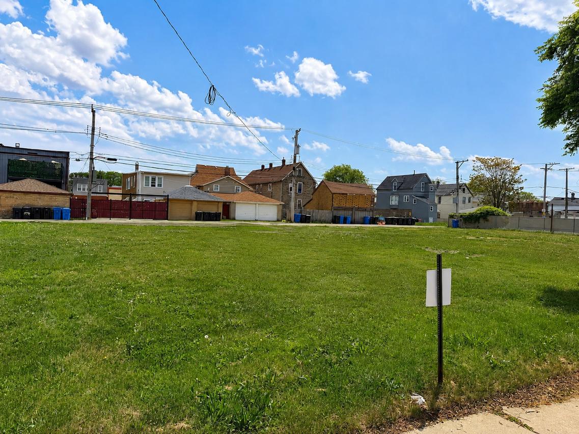 13303 S Baltimore Ave., Chicago, IL 60633