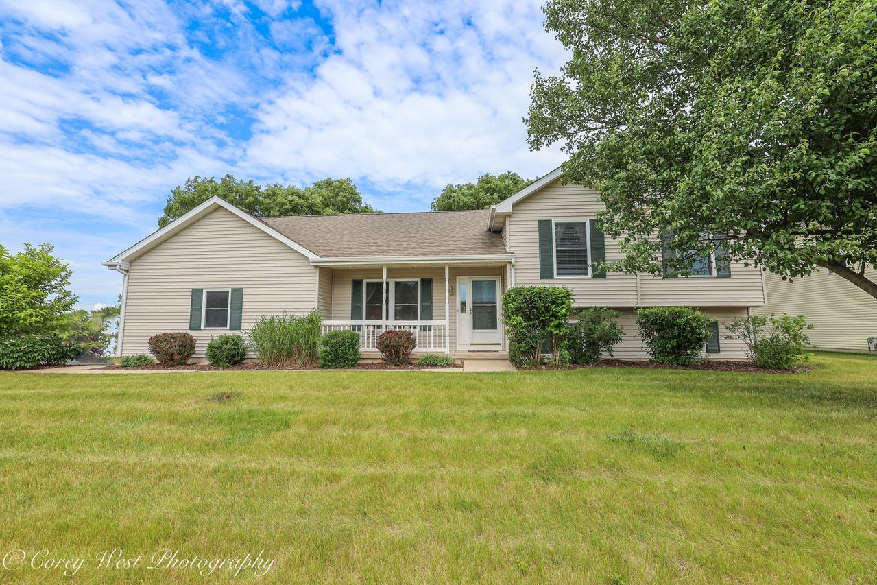 480 N Aspen Dr., Cortland, IL 60112