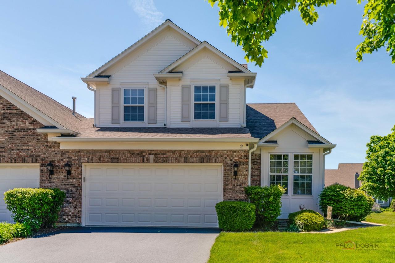 2 Tiverton Ct., Algonquin, IL 60102