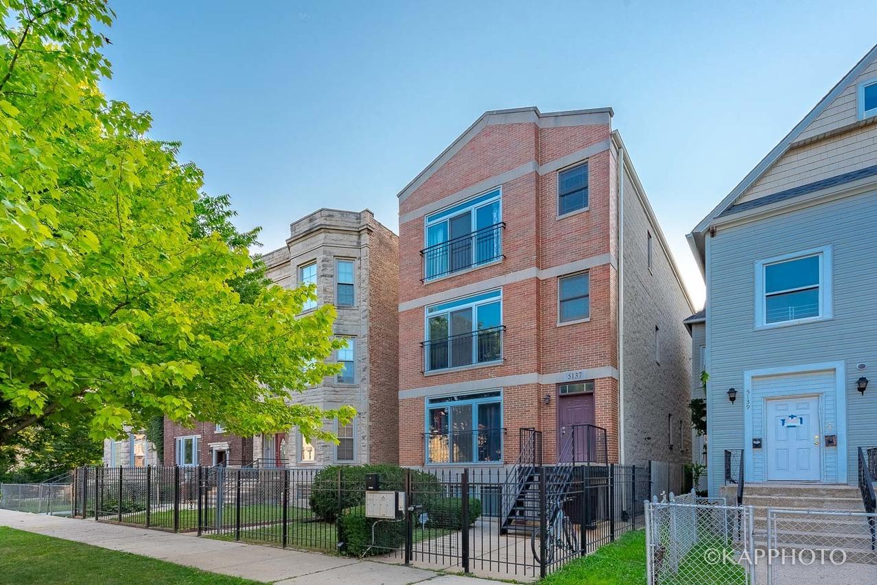 5137 S Wabash Ave., Chicago, IL 60615
