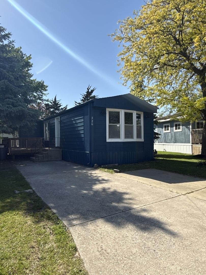320 Pleasant Ter., Matteson, IL 60443