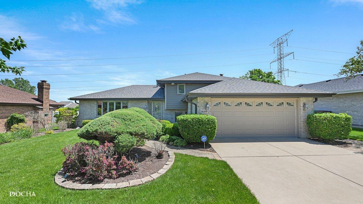 16149 Eagle Ridge Dr., Tinley Park, IL 60477