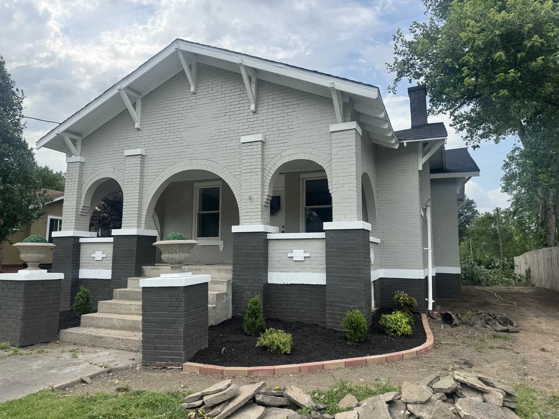 909 W Prairie St., Marion, IL 62959