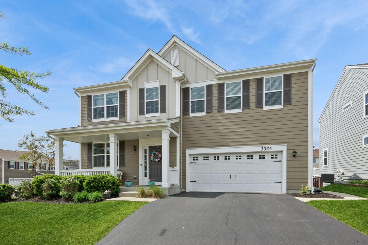 3301 Wanskuck St., Elgin, IL 60124
