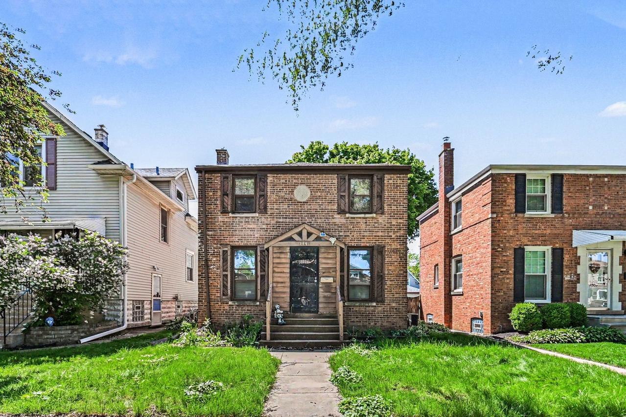 4440 N La Crosse Ave., Chicago, IL 60630