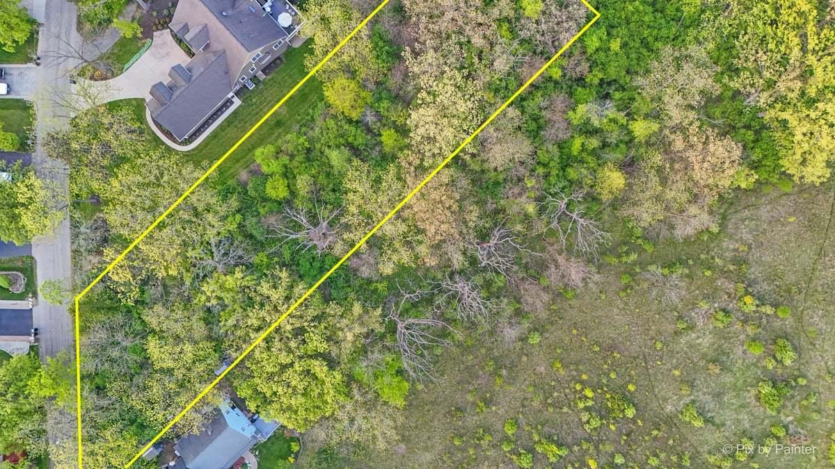 806 Wauconda Rd., Wauconda, IL 60084
