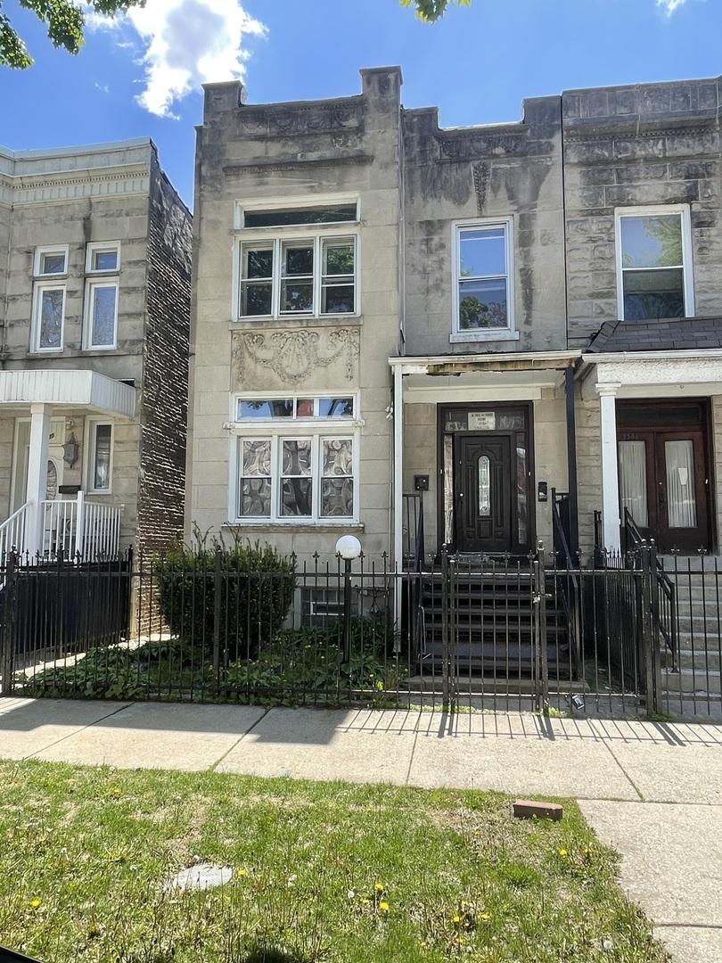 3339 W Flournoy St., Chicago, IL 60624