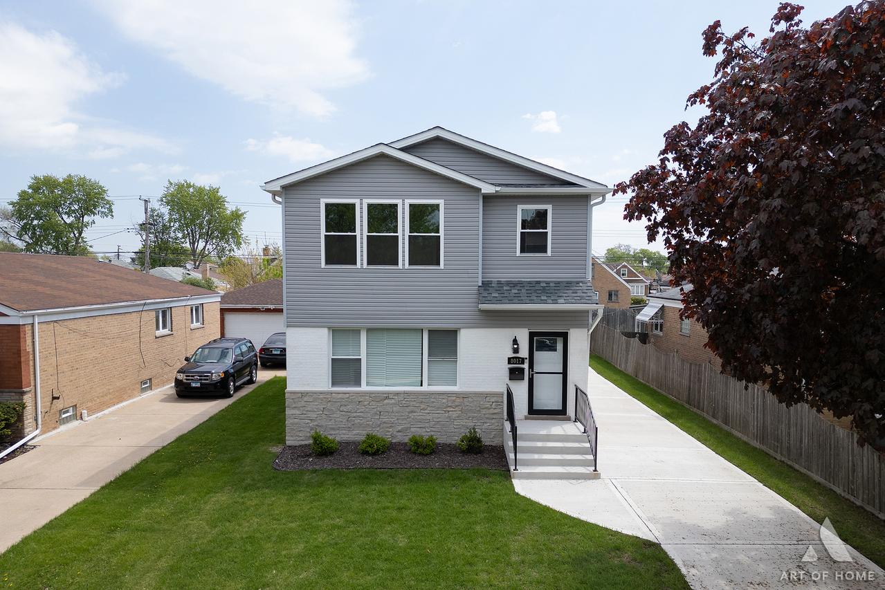 8017 S Kostner Ave., Chicago, IL 60652