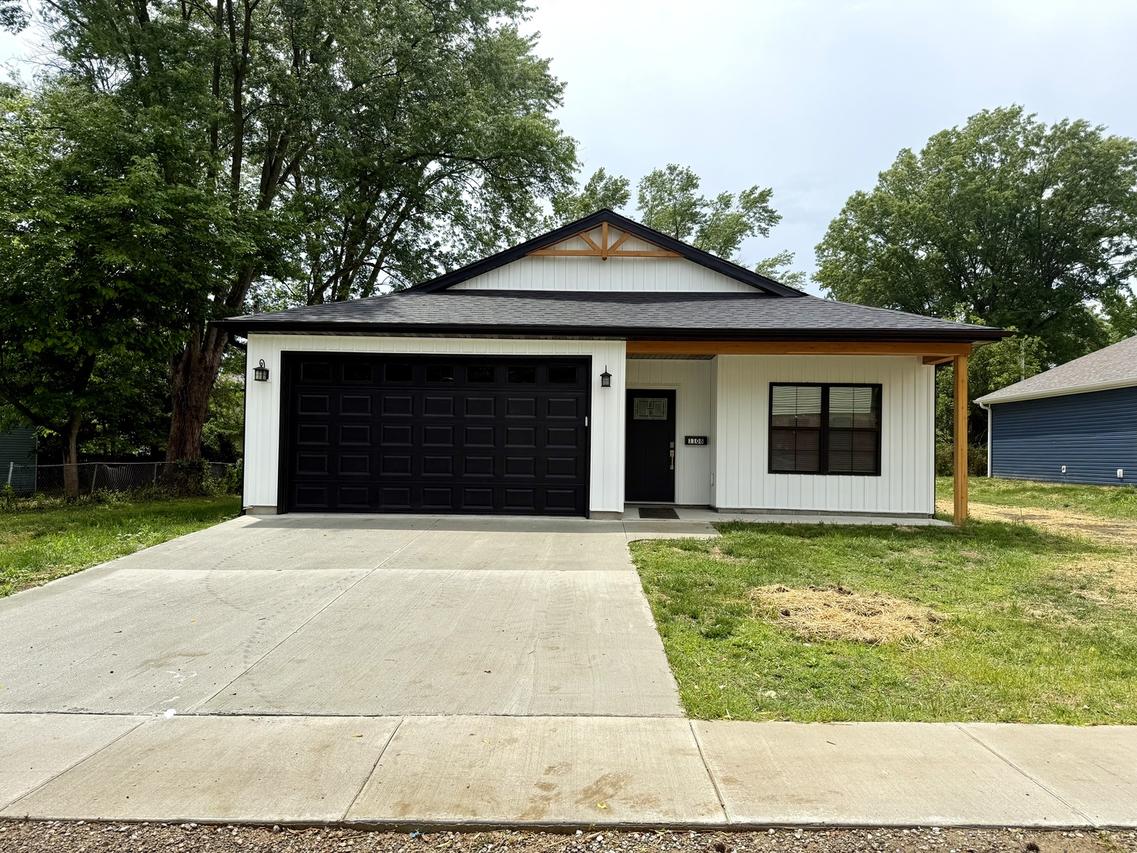 1108 Midway Ct., Marion, IL 62959