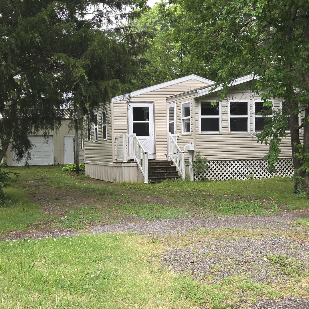 309 W Sylvia Ave., Christopher, IL 62822