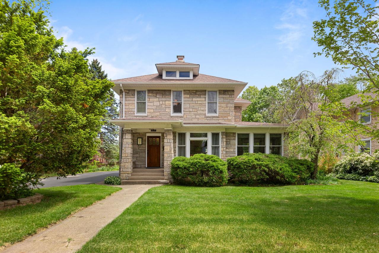 1021 N Sheridan Rd., Waukegan, IL 60085