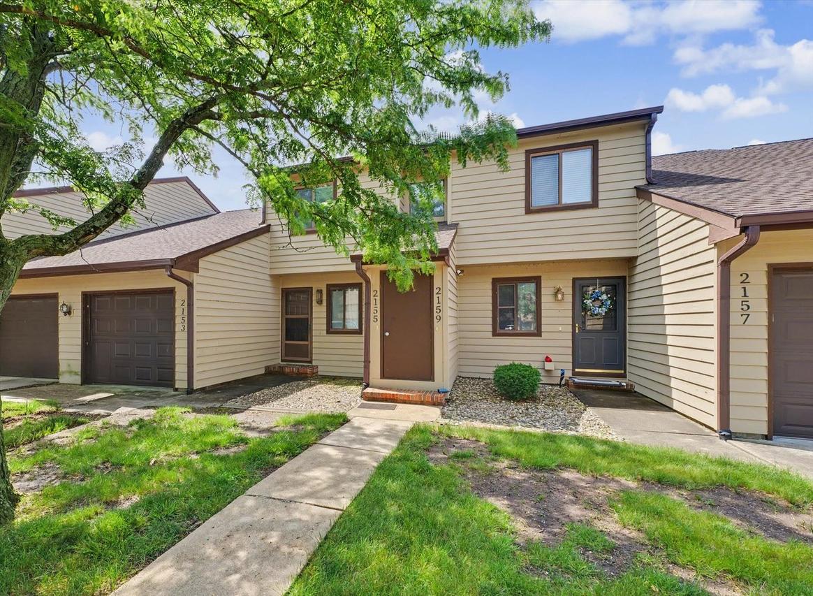 2155 Harbortown Cir., Champaign, IL 61821