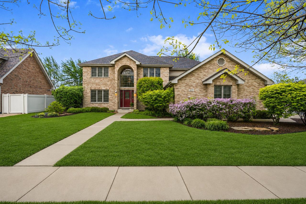 8127 Abbey Rd., Tinley Park, IL 60477