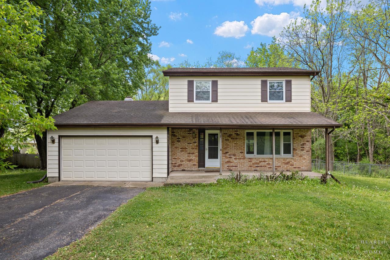 9517 Ballard Rd., Crystal Lake, IL 60014