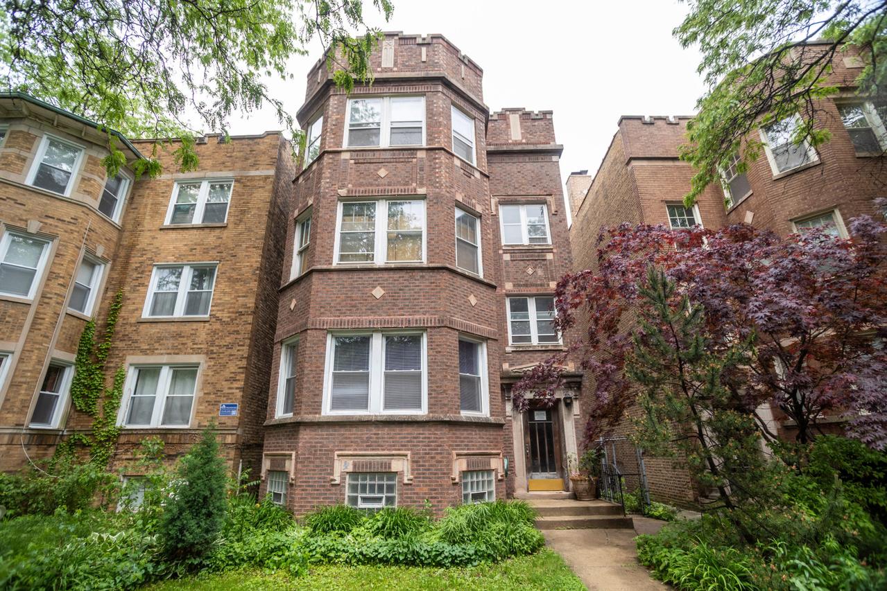 2226 W Arthur Ave. #1, Chicago, IL 60645