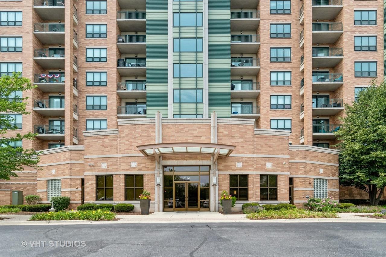 6420 Double Eagle Dr. #306, Woodridge, IL 60517