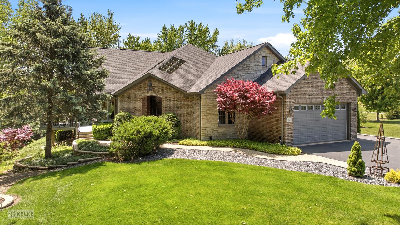 123 Belle Rive Dr., Millington, IL 60537