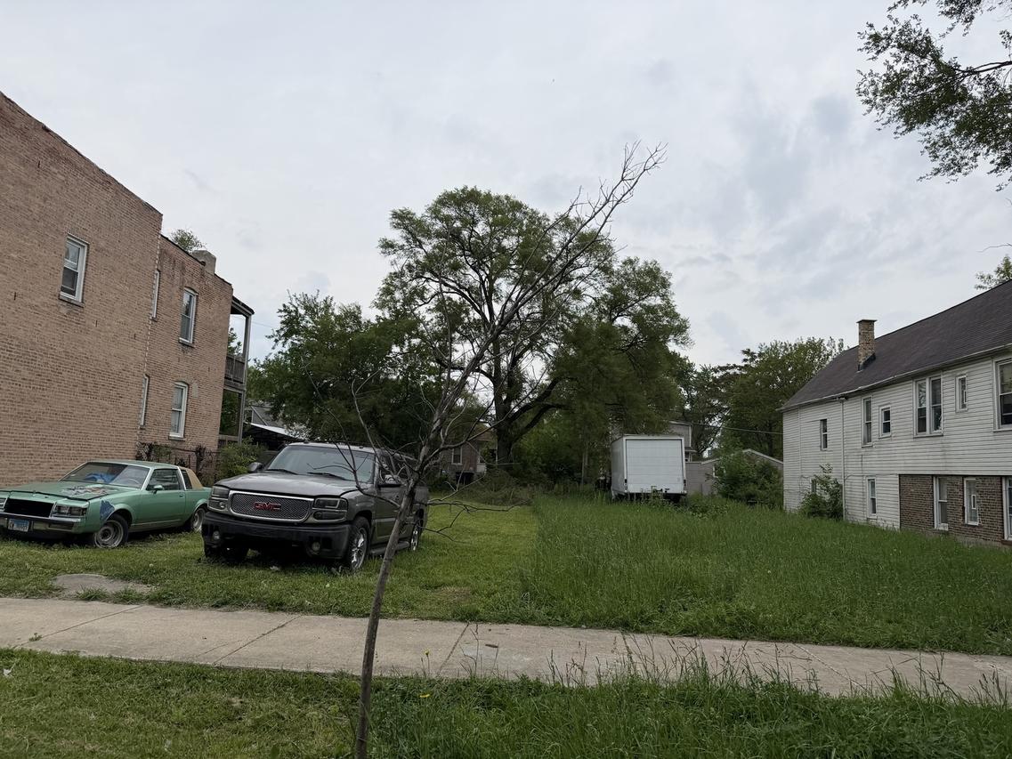 6935 S Hermitage Ave., Chicago, IL 60636