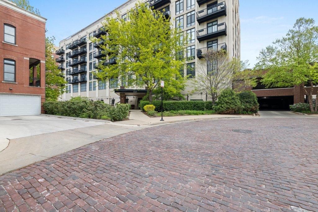 1525 S Sangamon St. #806, Chicago, IL 60608
