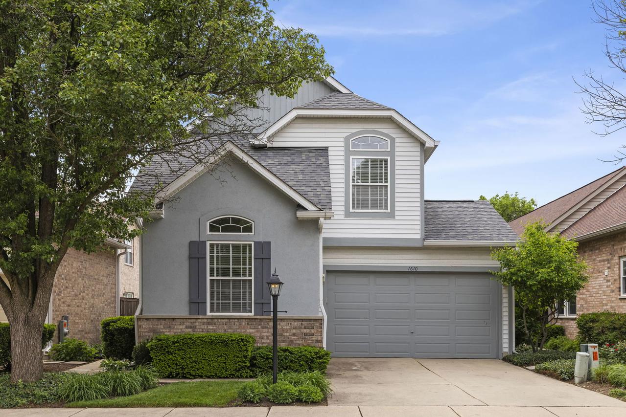 1610 Astor Ave., Oakbrook Terrace, IL 60181