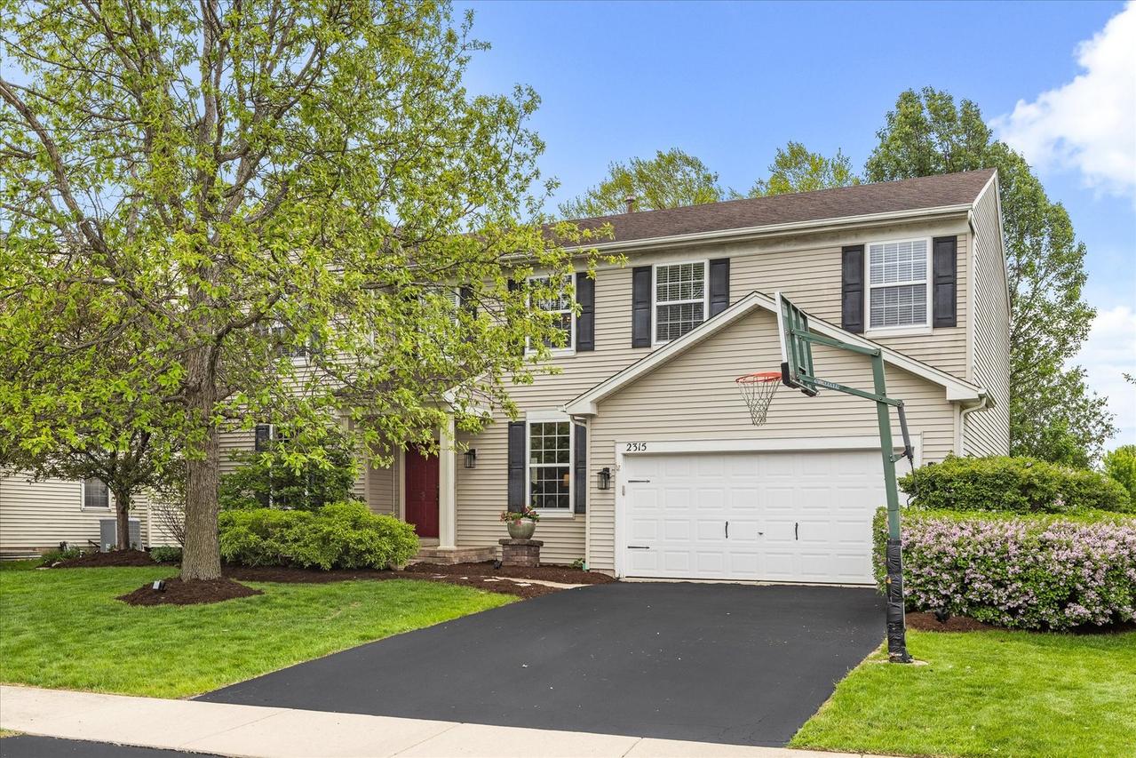 2315 Pagosa Springs Dr., Aurora, IL 60503